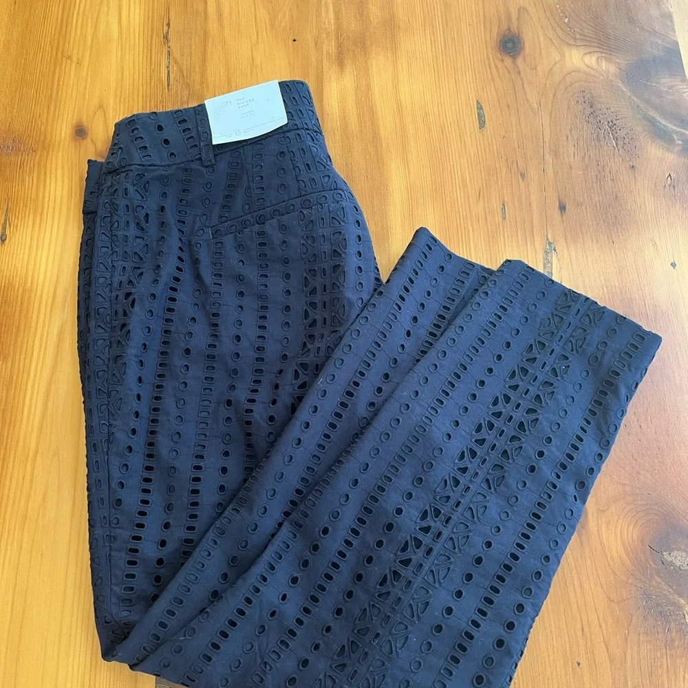 LOFT Navy Eyelet Capris - Picture 1 of 3